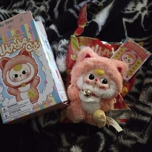 Baby Three Billionaire Cat Vinyl Plush Pendant